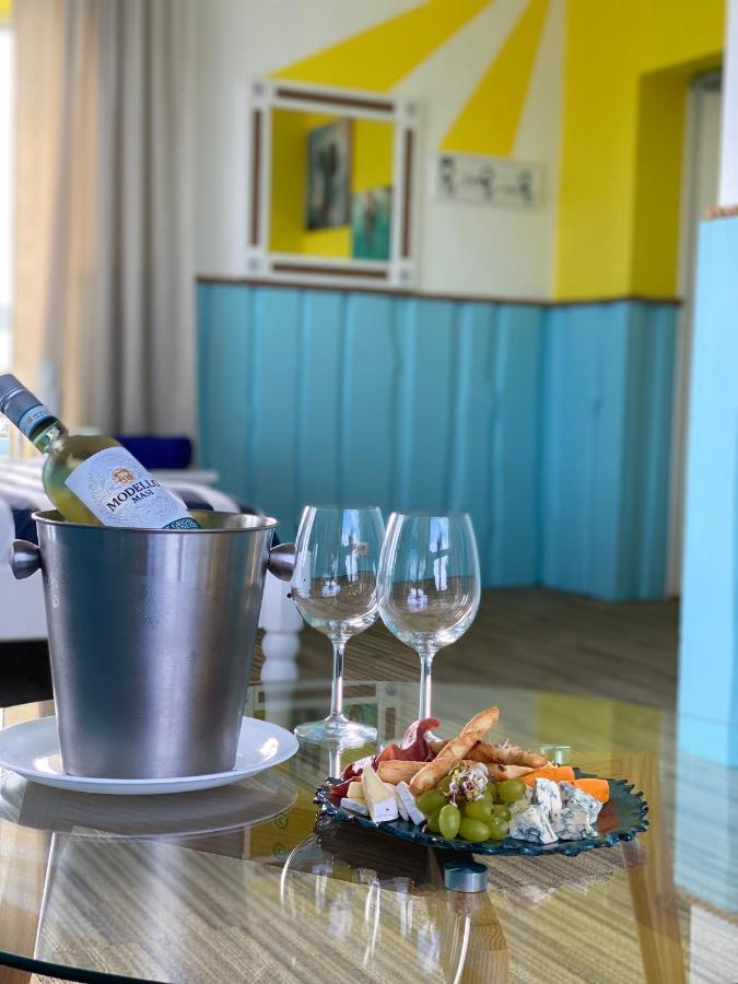 Vergi Sadam & Restoran Wirkes' Ngoại thất bức ảnh
