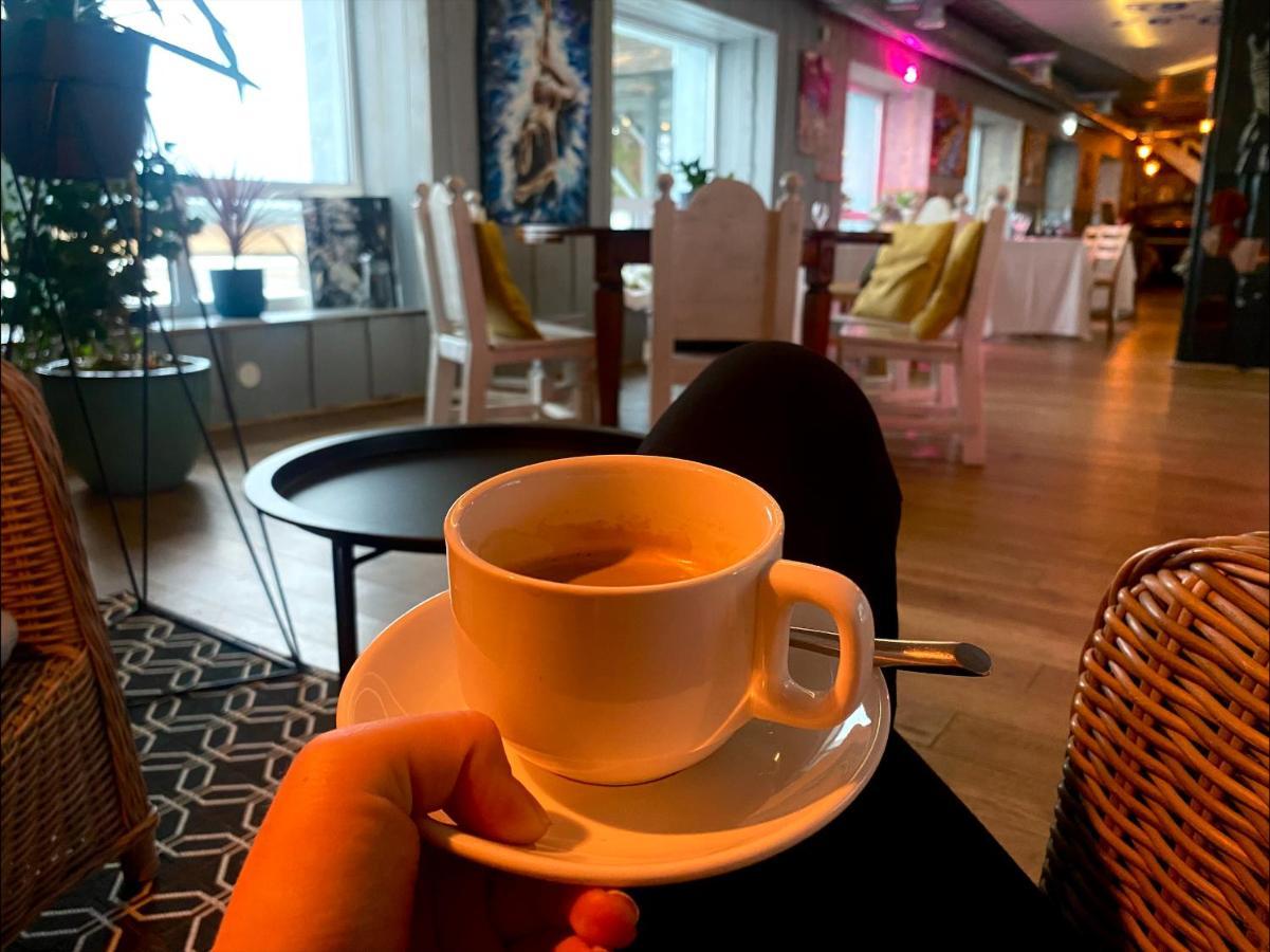 Vergi Sadam & Restoran Wirkes' Ngoại thất bức ảnh